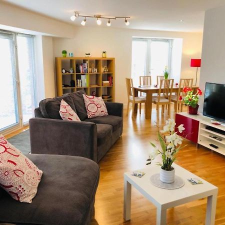 Remarkable 2 Bed Apartment In Эдинбург Экстерьер фото