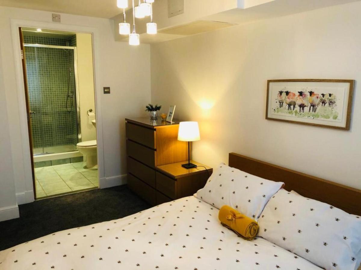 Remarkable 2 Bed Apartment In Эдинбург Экстерьер фото